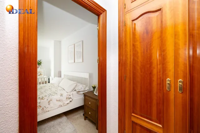 Piso y cochera en venta junto Acera de Darro. — 20