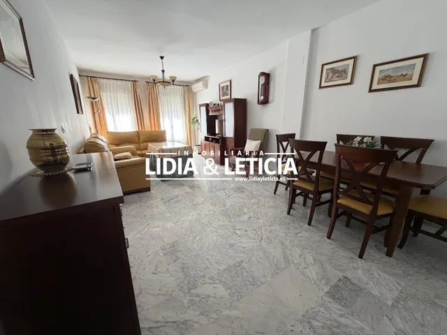 Piso en pleno centro para entrar a vivir - foto 2