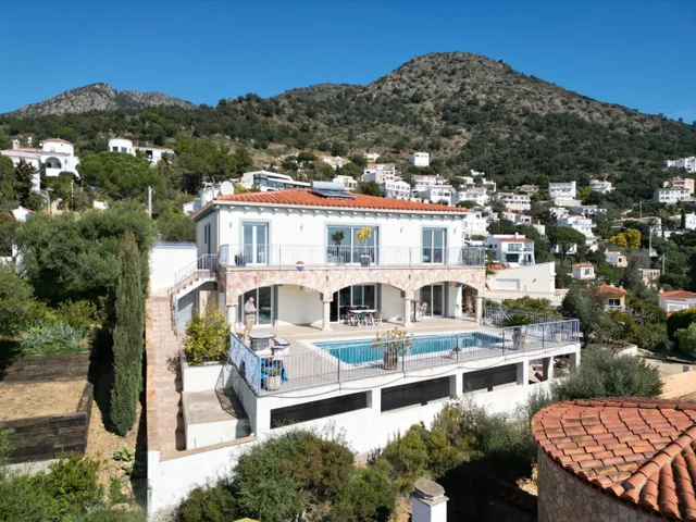 Roses, Mas Fumats | Exclusiva villa con vistas al mar, pisci