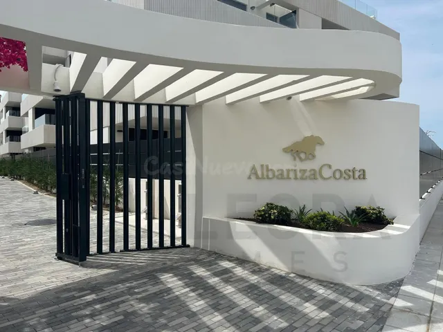 Descubre tu nuevo hogar en un enclave privilegiado junto al  - foto 2