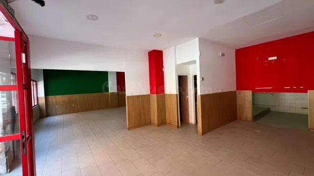Local comercial en zona estación-centro de Tres Cantos — 4