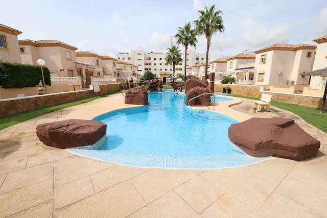Adosado en alquiler en Los Dolses, Orihuela Costa — 23