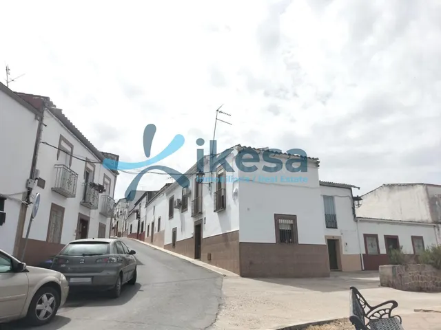 Venta de piso en CDR sin posesión (no visitable) en Adamuz - - foto 2