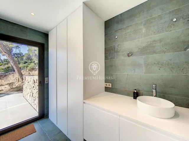 Nueva promoción de vivienda unifamiliar en venta y con vistas al mar en Lloret de Mar — 22
