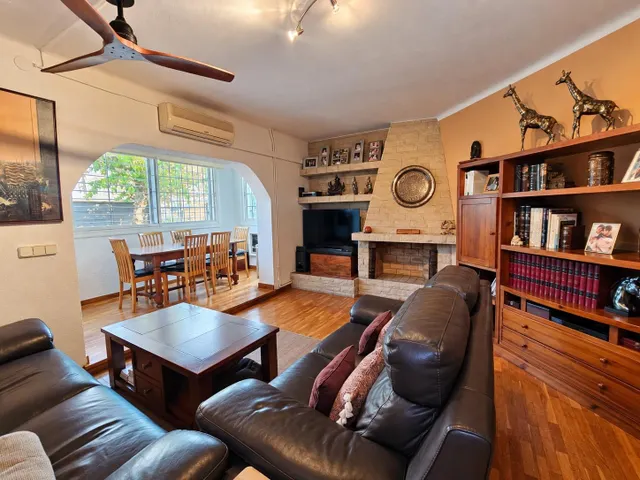 Casa con jardín y piscina privada en Can Sors — 15