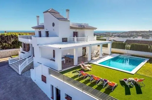 Villa Reformada con Vistas Panorámicas en la Sierrezuela — 3