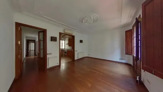 Venta de Piso en Calle Agla Barcelona (Barcelona) — 5