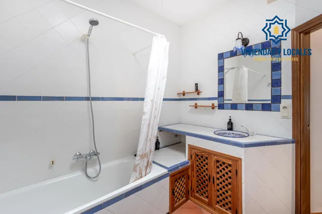Casa reformada en el Camino del Sacromonte — 25