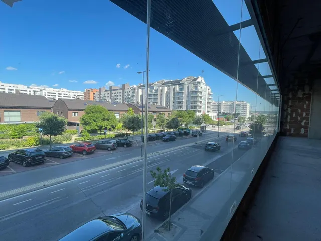 LOCAL EN ESQUINA CON DOS PLANTAS Y TERRAZA RIVAS FUTURA