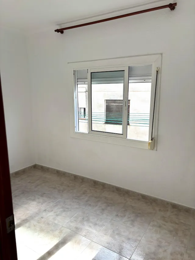 Piso en venta en el centro de l’hospitalet de llobregat – carrer bellavista — 21
