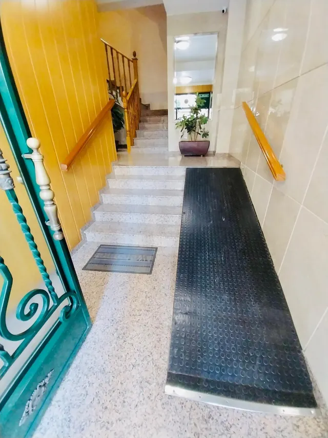Piso de gran tamaño y excelentes calidades en pleno centro de Almoradí. — 46