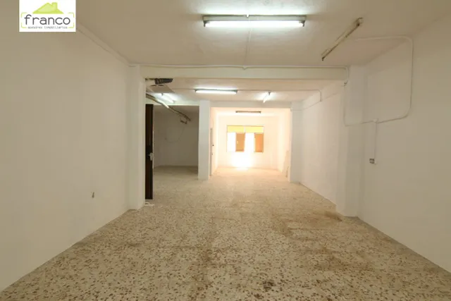 Local comercial en Alquiler cerca de estación de Tren - Murcia — 2
