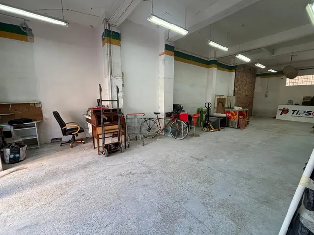 Local comercial en lloguer a Vilanova i la Geltrú — 2