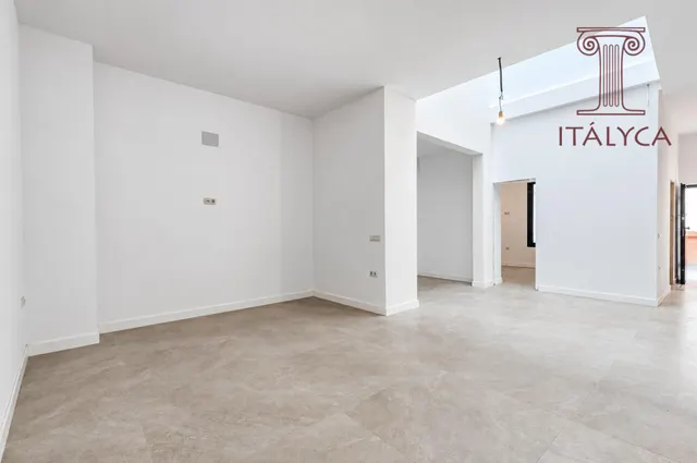 Casa de obra nueva en venta en calle Niño Perdido — 19