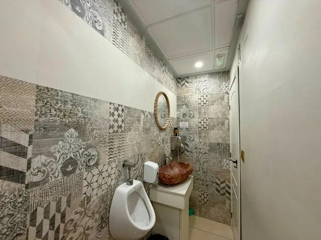Local comercial 101m² en alquiler - Los secanos — 18