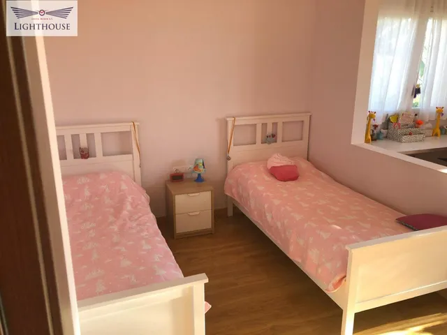 Casa familiar renovada con excelente ubicación. — 14
