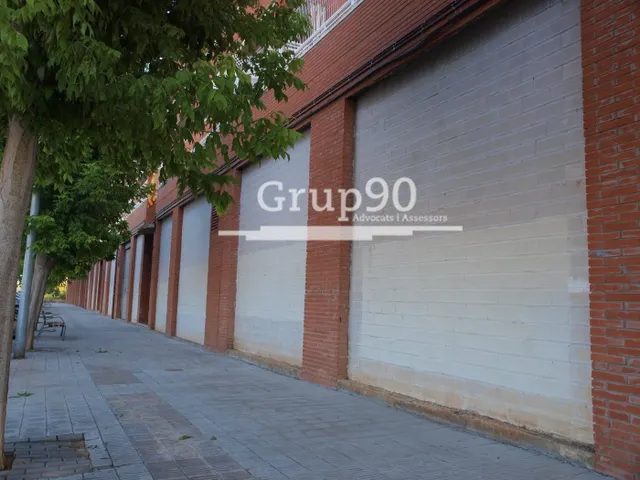 LOCAL COMERCIAL DE MÁS DE 5.000M2 EN LLEIDA — 8