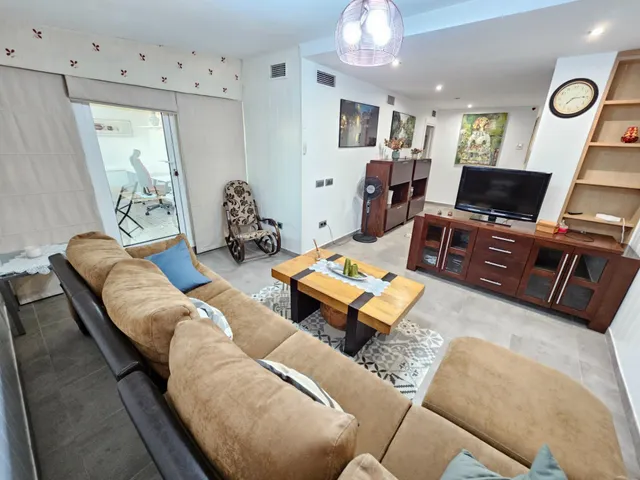 EN ALQUILER FABULOSO PISO-ATICO DE 3 DORMITORIOS + 2 BAÑOS,EN ALMERIA CAPITAL, ZONA AVDA.MEDITERRANEO Y CARREFOUR — 43