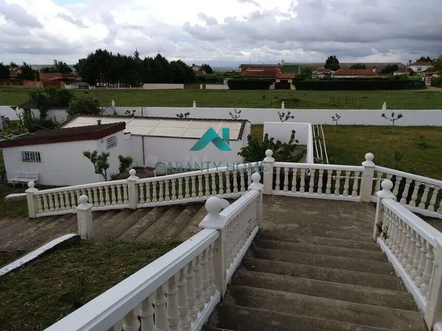Casa en venta en Castellanos de Villiquera - foto 4