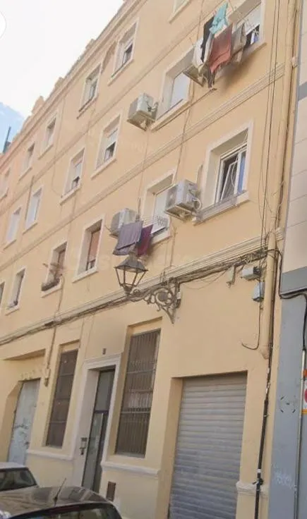 Se Vende Piso en Rentabilidad - (Alquilado) - El Grau Valenc - foto 2