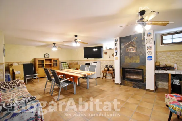 ESPECTACULAR CHALET CON PISCINA, GARAJE, TERRAZA Y ASCENSOR — 17