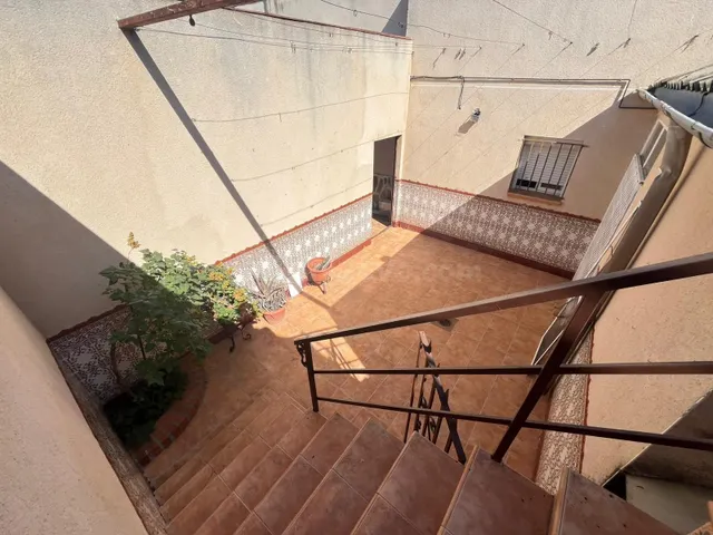 Casa en Venta en Castilla la Mancha - Oportunidad de Inversi - foto 2