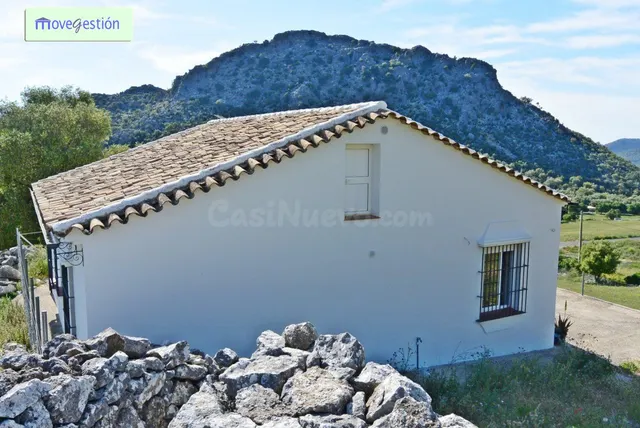 VENTA DE CASA CON TERRENO