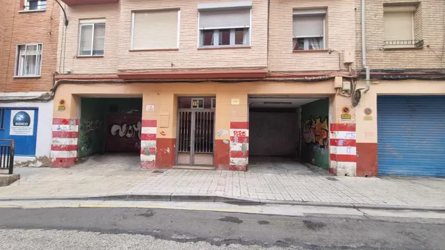 Garaje en venta en José Echegaray. Delicias — 3