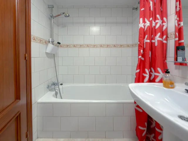 Fantastico apartamento con piscina comunitaria, idoneo como vacacional — 17