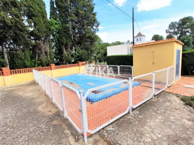 CASA DE CAMPO MUY CERCA DEL CASCO URBANO — 3