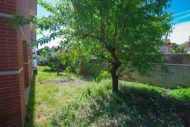 Chalet independiente con gran terraza en Calafell — 46
