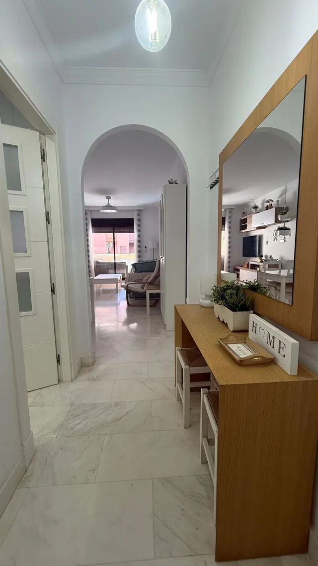 Precioso apartamento en alquiler en Playa Granada – Zona residencial  (ALQUILER TEMPORAL) — 6
