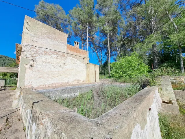 CASA RUSTICA CON TERRENO — 3