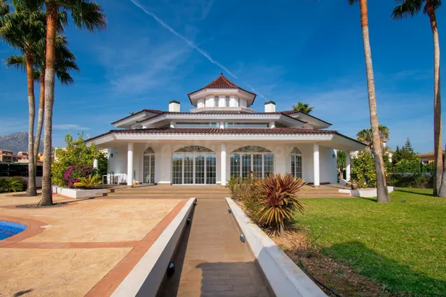 Villa de lujo en venta en Alfaz del Pi - foto 3