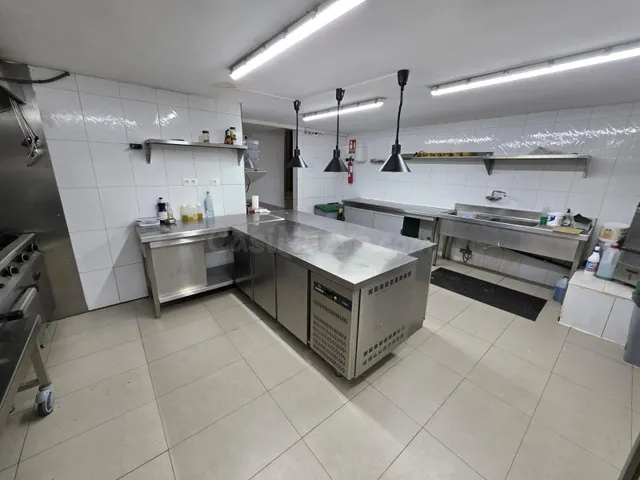 Traspaso bar-restaurante en Igualada zona poble sec!! — 4