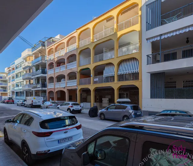 Vivienda SIN ASCENSOR de cuatro dormitorios en segunda línea de playa — 33