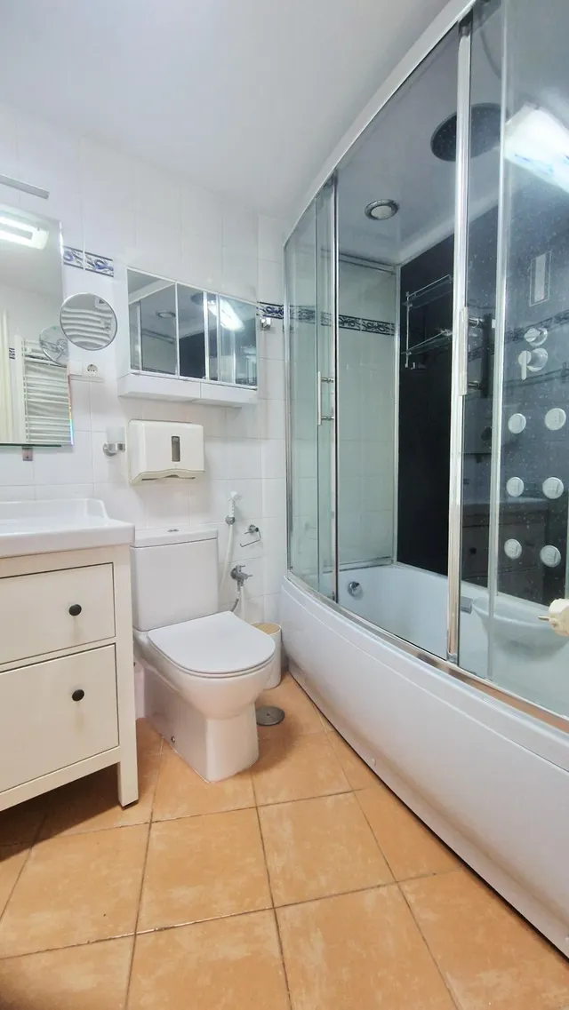 EL PLACER EXCLUSIVO DE VIVIR EN UN ATICO — 19