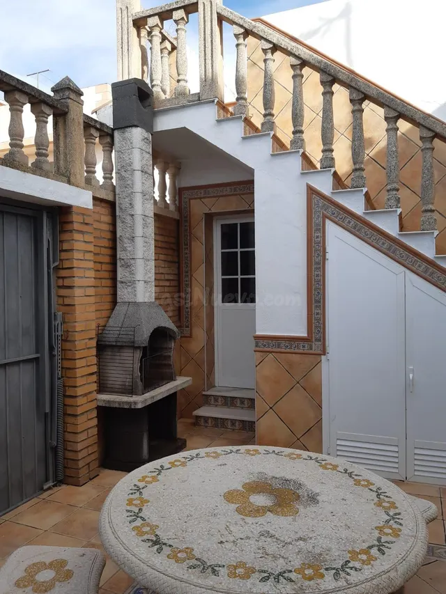 Acogedora casa de una planta en Torrecera, a solo 20 minutos - foto 4