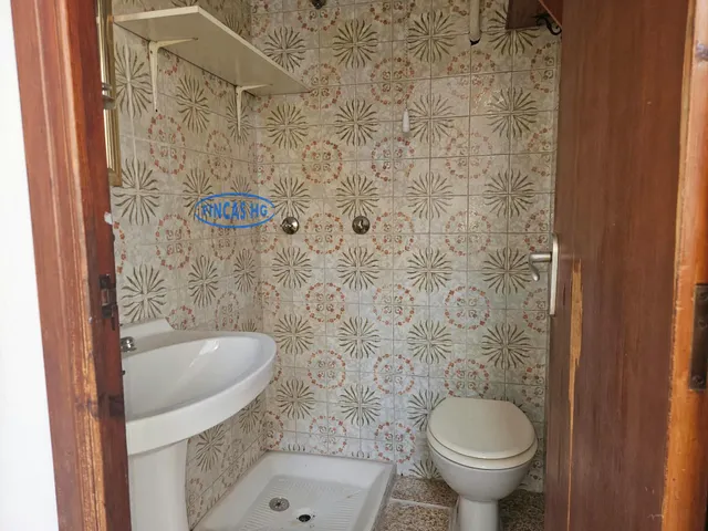 Amplia vivienda de 159 m2 con cinco dormitorios – Los Ángeles / límite San Blas — 12