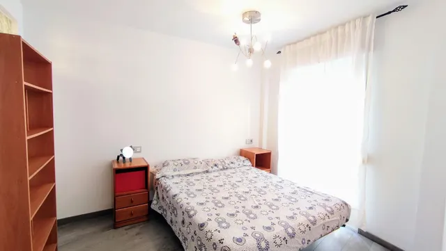 Vivienda tres dormitorios y aparcamiento en alquiler, Málaga - Centro — 8