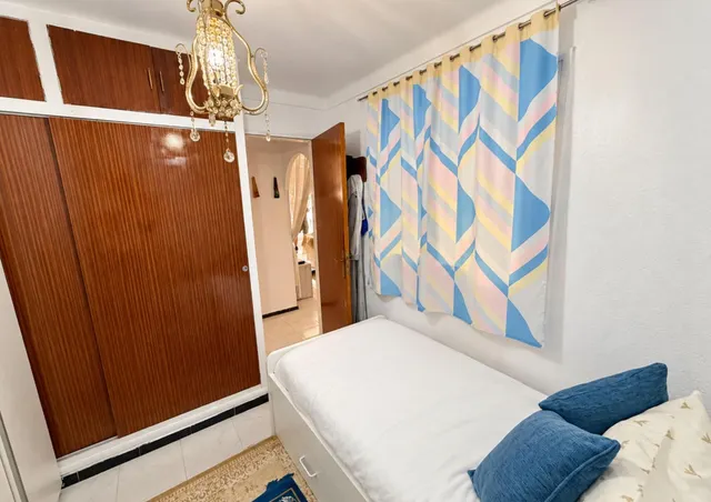 Edificio completo en venta en Mas Mates – 2 viviendas, 2 locales/garajes y 2 grandes terrazas privadas — 8