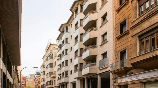 Piso en venta de cuatro habitaciones, zona Plaza Patines Palma — 24