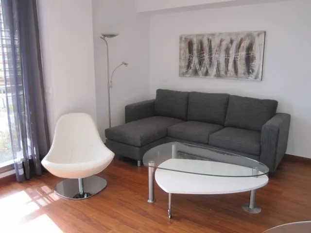 Piso de un dormitorio, amueblado, con plaza de garaje en la Ciudad de las Artes y las  Ciencias — 7