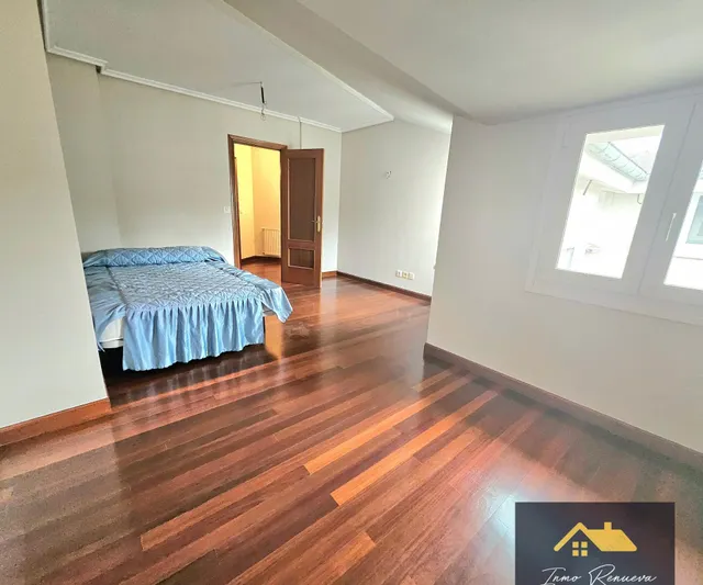Se vende Ático Dúplex en Kabiezes con doble entrada — 35