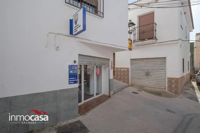 Se vende licencia de estanco única en piñar, Granada — 3