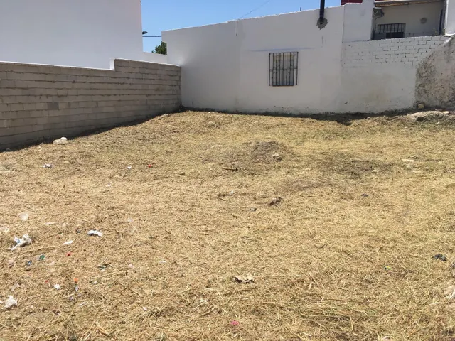 Oportunidad para construir - terreno urbanizable con proyecto. — 12