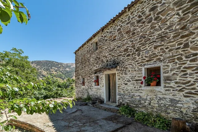 73.000 m2 Finca rústica con vivienda en Güéjar Sierra