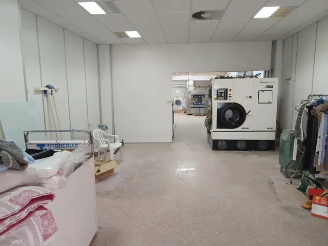 Local comercial de 286 m2 en zona Mercado — 5