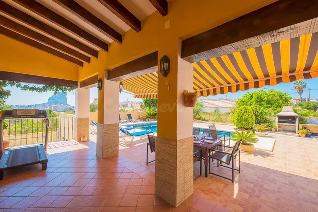 ▷Villa De Una Sola Planta con Piscina y vistas al Peñon en C - foto 3