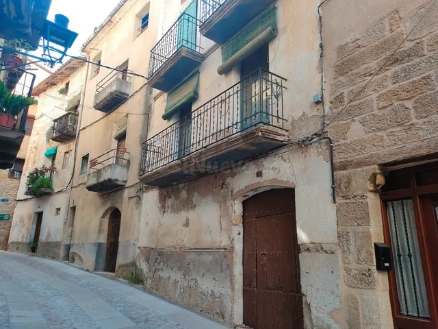 Casa 5 habitaciones 372m² en venta - Casco antiguo